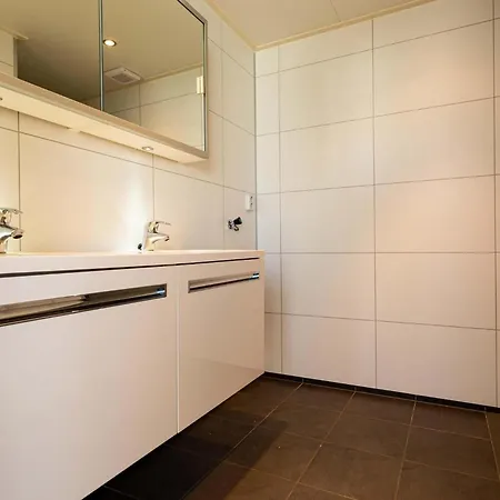 De Leuvert 3*