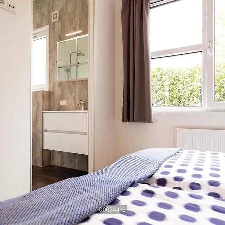 De Leuvert Tatil parkı 3*