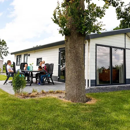 Topparken - Residence De Leuvert Holiday park 3*